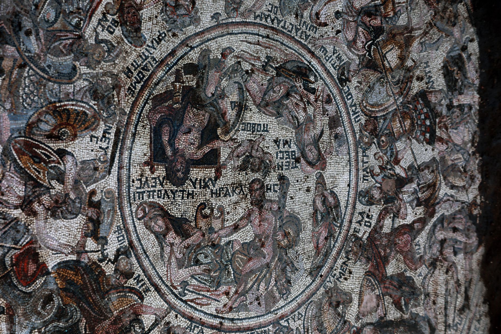 АХИЛЕЈС - Од најновиот пронајден мозаик од Растан, Сирија 
